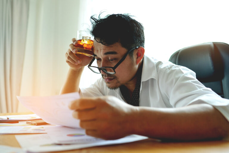 Alkoholkonsum_Arbeit-Mobile